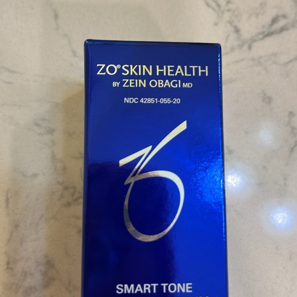 ZO Skin Health Smart Tone Sunscreen spf50 - Picture 2 of 12